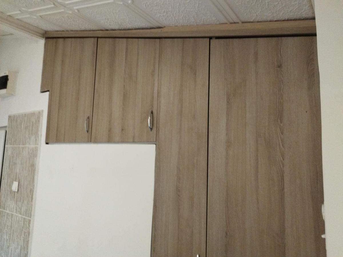 Small Apartment Private Bathroom Strong Wi-Fi 베오그라드 외부 사진