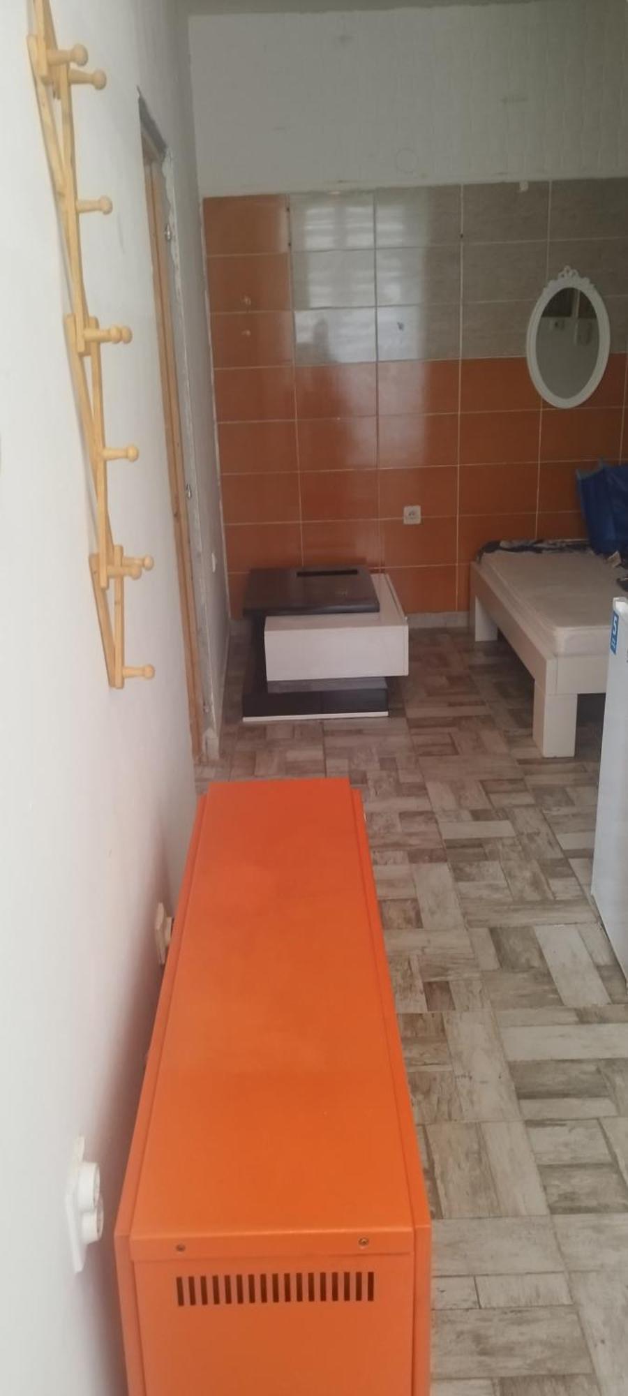 Small Apartment Private Bathroom Strong Wi-Fi 베오그라드 객실 사진