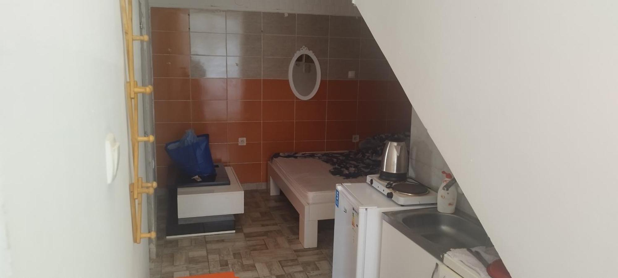 Small Apartment Private Bathroom Strong Wi-Fi 베오그라드 외부 사진